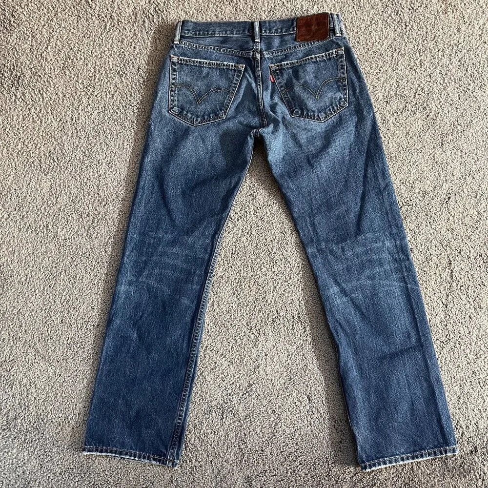 Levi's Classic Straight 505 Jeans in Men's Size W32 L30, Dark Wash - Made in USA